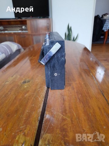 Старо радио,радиоприемник Россия 303, снимка 3 - Антикварни и старинни предмети - 32722244