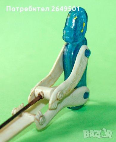 Стара играчка Маймунка гимнастик 1960те, снимка 10 - Колекции - 34970046