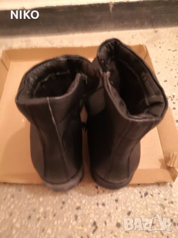 Продавам, Нови, Кожени боти с цип и подплата , снимка 3 - Мъжки боти - 35401857
