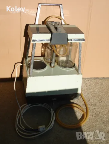 Медицинска вакуум помпа