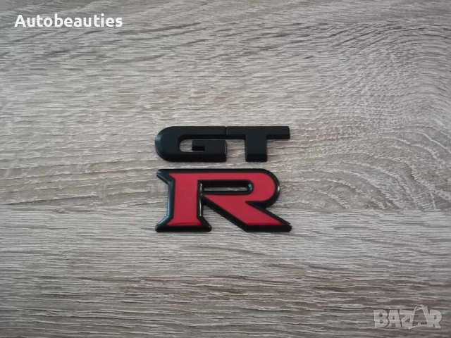 Емблема Nissan GT-R черно с червено
