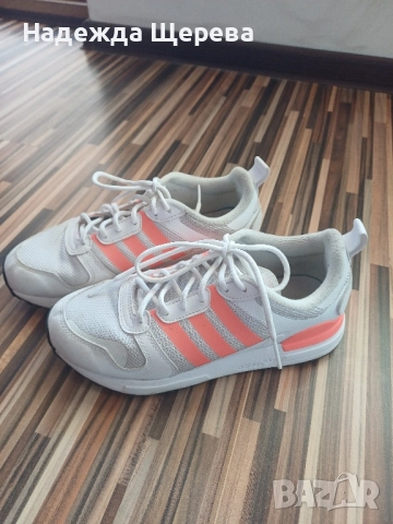 Маратонки Adidas, снимка 2 - Маратонки - 51775886