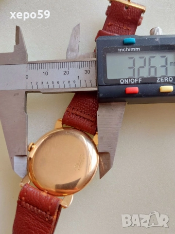 Колекционен Ръчен швейцарски златен 18к часовник Universal Geneva cal.264-1940-45год., 3 500 лв, снимка 15 - Мъжки - 52217821