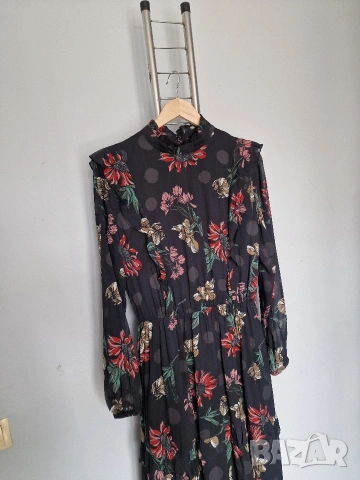 Страхотна дамска рокля HUGO BOSS размер 42 , снимка 11 - Рокли - 53008877