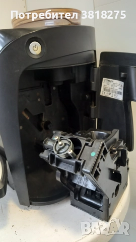 Кафе машина Saeco , снимка 4 - Кафемашини - 51847827
