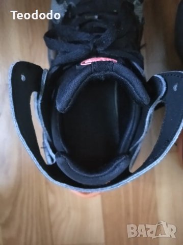 Детски дамски маратонки Nike , снимка 5 - Детски маратонки - 47485272