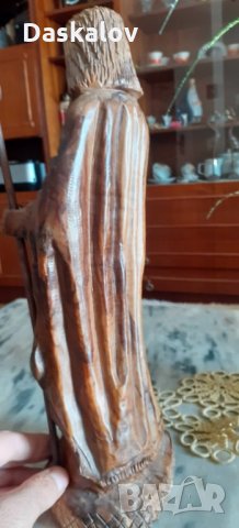 Голяма дървена статуетка, снимка 8 - Антикварни и старинни предмети - 33508105