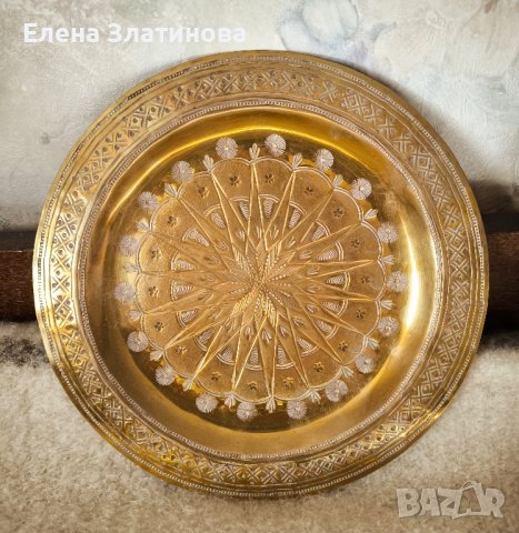 Две месингови чинии за стена, снимка 2 - Декорация за дома - 43958664