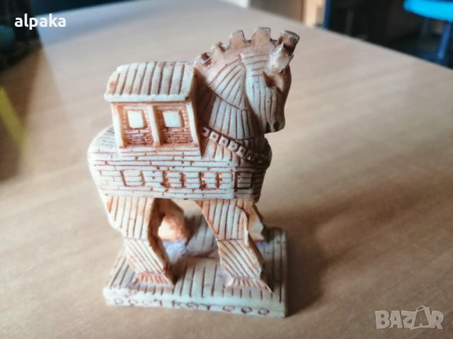 Продавам статуетка на троянския кон, Троя, снимка 2 - Декорация за дома - 43855237