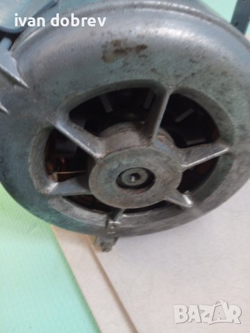 Ел. двигател Асин.-Елпром Троян., снимка 3 - Електродвигатели - 39723044