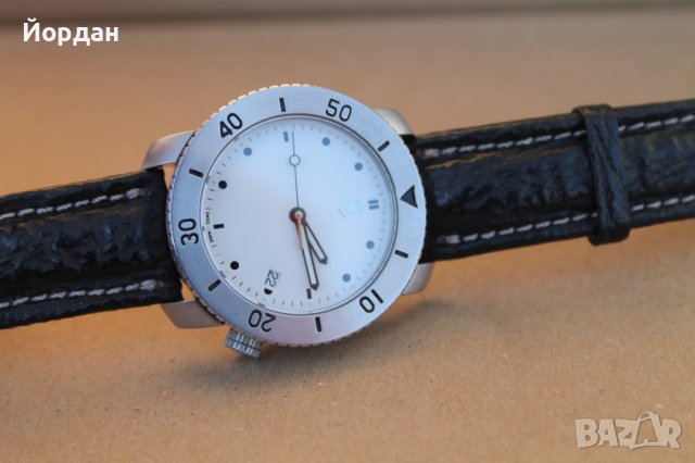 Оригинален мъжки Швейцарски часовник ''Victorinox'' , снимка 11 - Мъжки - 43836651
