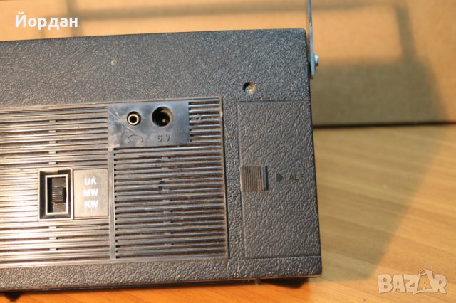 Радио ''Loewe Opta Lissy'', снимка 12 - Радиокасетофони, транзистори - 43789562
