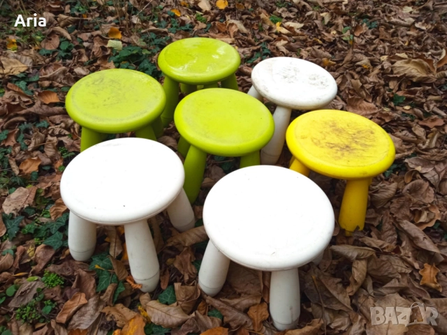 7 бр. Детско столче-табуретка MAMMUT (ikea) и масичка