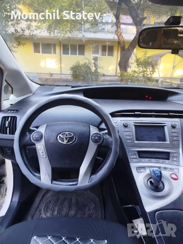 Toyota Prius, снимка 9 - Автомобили и джипове - 53044306