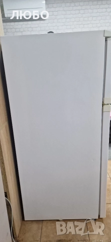 Хладилник Crown GN 2301 горен фризер, А+, 175л, 54х118х59.5см, снимка 3 - Хладилници - 52615193