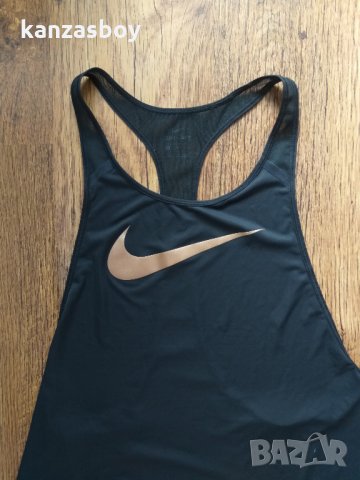 Nike - страхотен дамски потник, снимка 2 - Потници - 33443700