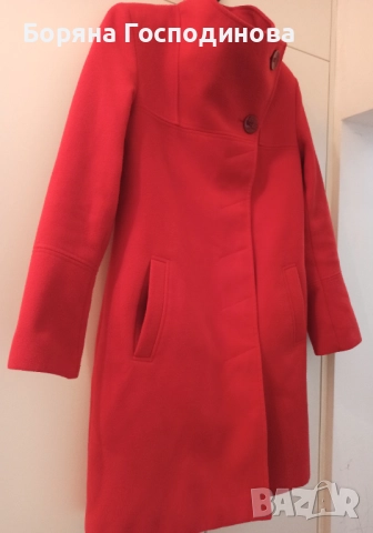 Дамско червено палто Andrews