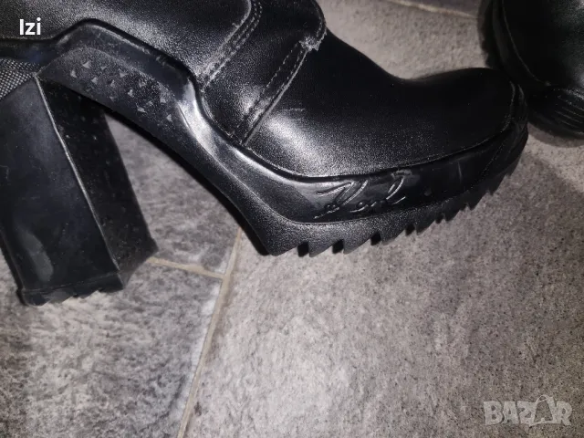 Боти на висок ток Karl Lagerfeld, снимка 7 - Дамски боти - 47452349