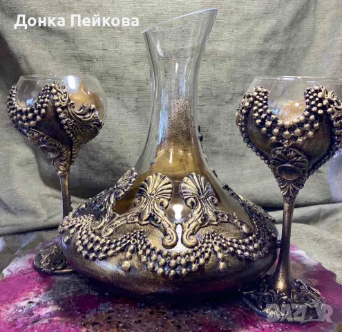 Ръчно изработен сервиз . декантер с две чаши в злато, снимка 9 - Сервизи - 49107939