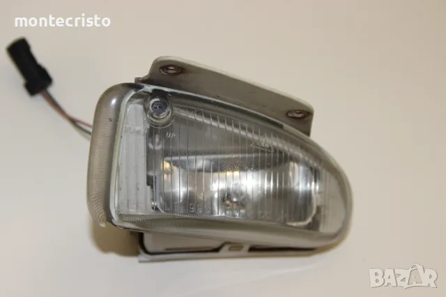 Ляв халоген Chrysler Voyager GS (1996-1999г.) 4676539 / ляв фар за мъгла Крайслер Вояджер, снимка 2 - Части - 48273902