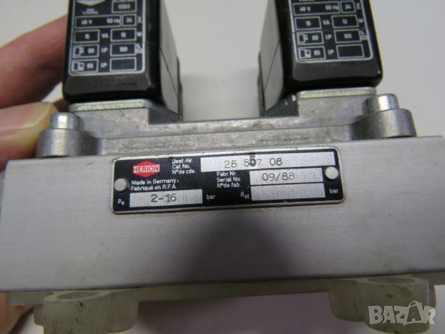 Пневматичен Разпределител HERION 5/2 2623000 1 - 10 атмосфери, захранване 230 волта пром.; 4,9 VA, снимка 2 - Други машини и части - 28401945