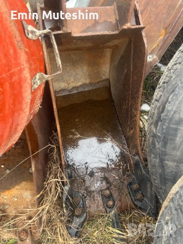 Кофа за комбиниран багер JCB 