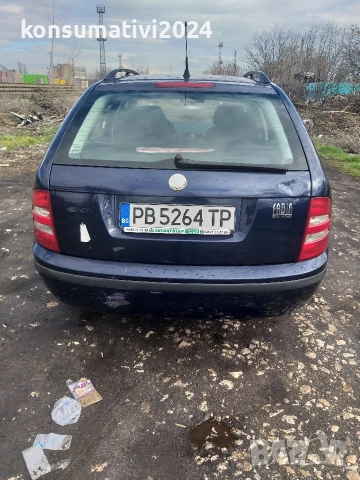 Шкода Фабия 1.4 бензин 12/2004 год Климатик - 1499€ Тел 0897440948, снимка 2 - Автомобили и джипове - 53392829