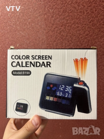 Електронен часовник с термометър , снимка 2 - Стенни часовници - 52259538