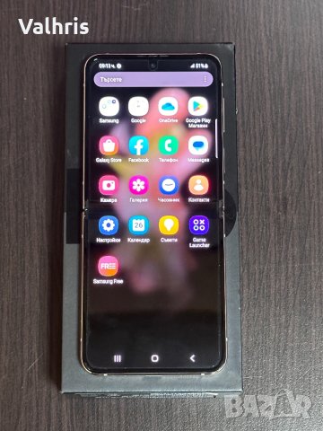 Samsung Z Flip 4 512GB / 8GB RAM / Pink Gold, снимка 3 - Samsung - 43476333