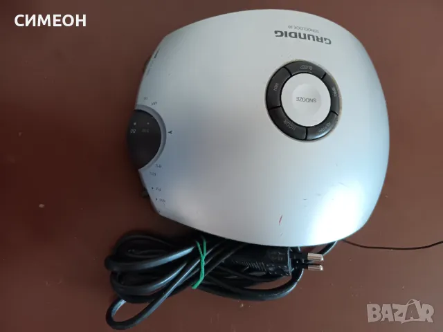 ПОРТАТИВНО РАДИО-,,ГРУНДИГ" с часовник и аларма, снимка 3 - Радиокасетофони, транзистори - 49828089