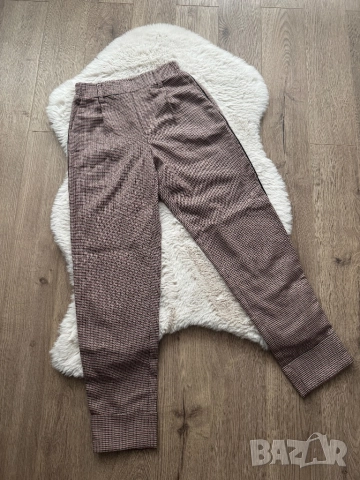 Дамски панталон Bershka XS, снимка 3 - Панталони - 52121074