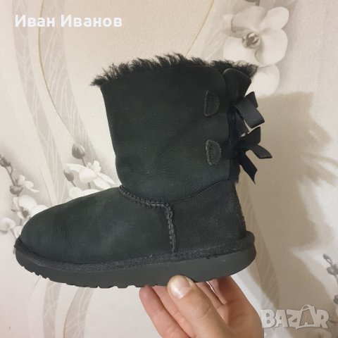 оригинални ботушки Ugg Australia Bailey Bow номер 31, снимка 2 - Бебешки боти и ботуши - 43148295