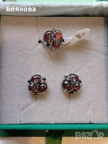 Сребърен комплект от естествен Гранат, снимка 2 - Бижутерийни комплекти - 52289739