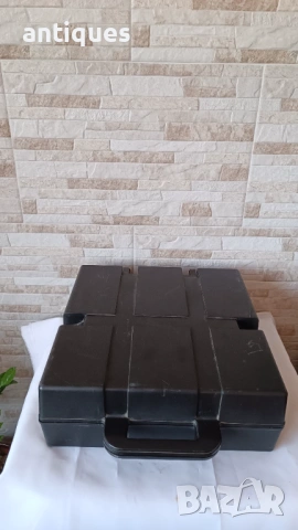 Стара пишеща машина Olivetti Lettera 35 - Spain - 1980" год., снимка 7 - Антикварни и старинни предмети - 53007129