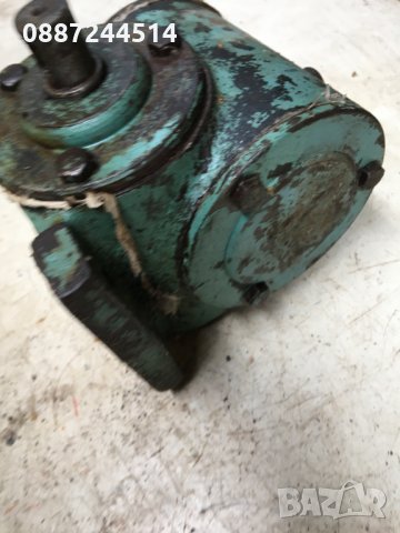 Редуктор, снимка 6 - Резервни части за машини - 28621914