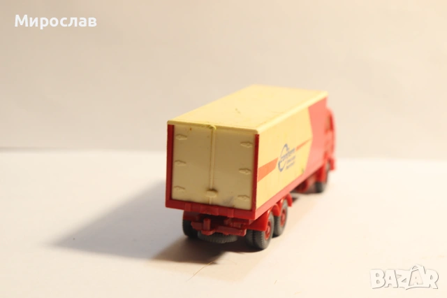 WIKING H0 1/87 MERCEDES BENZ КАМИОН МОДЕЛ, снимка 4 - Колекции - 53214519