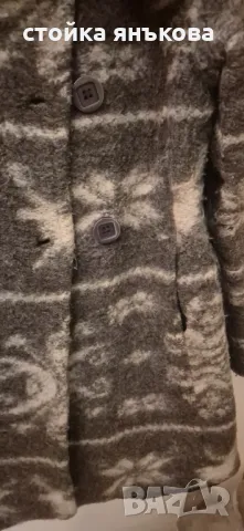 Продавам зимно палто сиво с бяло, снимка 3 - Палта, манта - 47777584