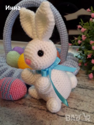 Великденски подаръци. Зайчето +7 яйцата в кошницата. Плетена играчка. Ръчно изработени., снимка 5 - Плюшени играчки - 40207405
