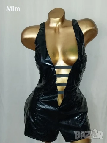 Finesse NOIR Черен къс гащеризон от лак / винил /, снимка 4 - Гащеризони - 51199126