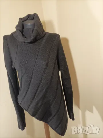 Вълнен пуловер, снимка 2 - Блузи с дълъг ръкав и пуловери - 48295991