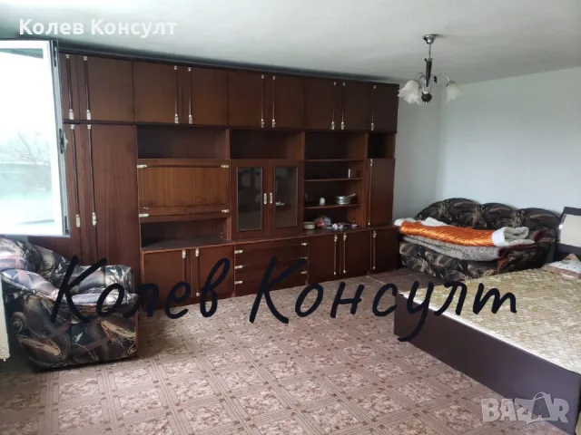 Продавам двуетажна къща в село Орлово, снимка 4 - Къщи - 49591899