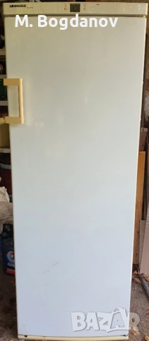 Вертикален Фризер LIEBHERR GS2713, 270 литра