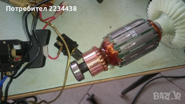 Профи виброшлайф AEG, снимка 10 - Бормашини - 37637400