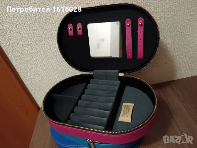 Органайзер за бижута от овална форма от изкуствена кожа с черна кадифена подплата, снимка 4 - Други - 49767777