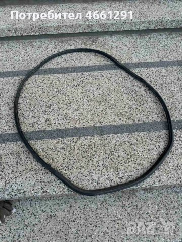 Уплътнение на задна дясна врата на Ауди Audi A8 D4 H4 само за 30лв.