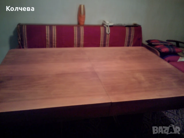 продавам стар модел дървена, разтегателна маса, снимка 3 - Маси - 50673279