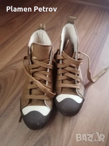 Дамски обувки номер 35, снимка 2 - Дамски ежедневни обувки - 37916387