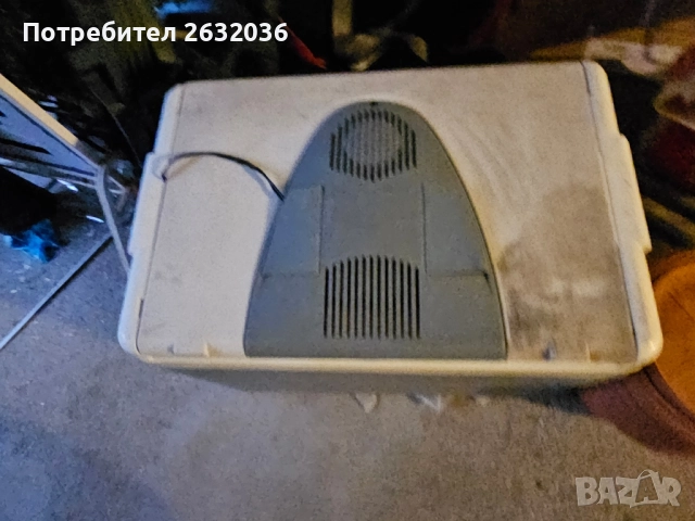 Продавам хладилник за къмпинг, снимка 2 - Хладилни чанти - 51786146