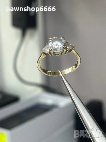 Златен пръстен 14 карата 3,73 грама , снимка 2 - Пръстени - 53315867