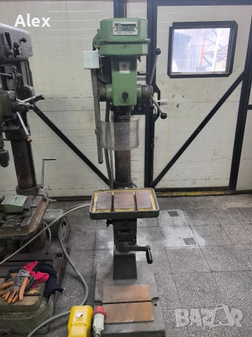 Колонна бормашина италианска в идеално състояние 